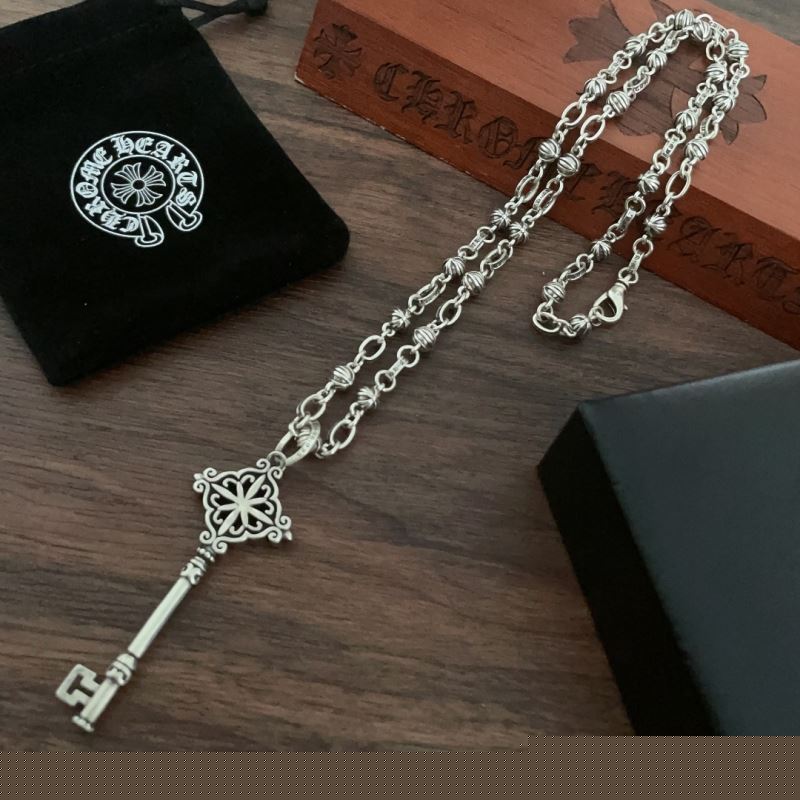 Ch**me He**ts necklaces